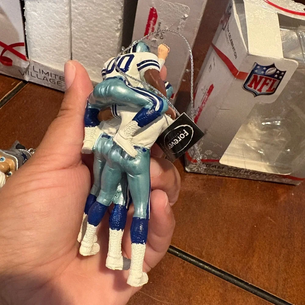 Vintage Dallas Cowboys Christmas Village Ceramic House and 2 Ornaments NIB